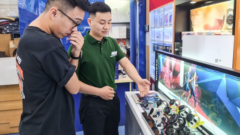 Hoàng Hà Mobile tự hào là địa chỉ tin cậy cho việc mua sắm các sản phẩm công nghệ, bao gồm cả đồng hồ thông minh Garmin
